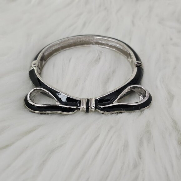 Vintage Bow Y2K Black And Silver Tone Hinged Bangle Bracelet - Picture 4 of 7